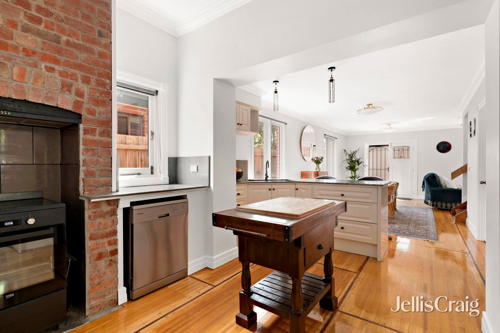 52 Madura Street, Travancore image 3