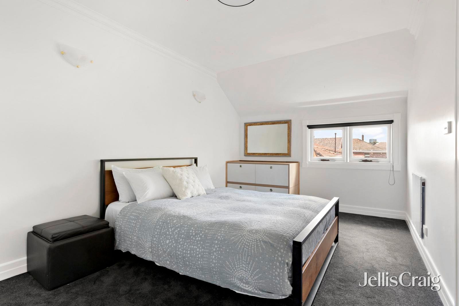 52 Madura Street, Travancore image 6