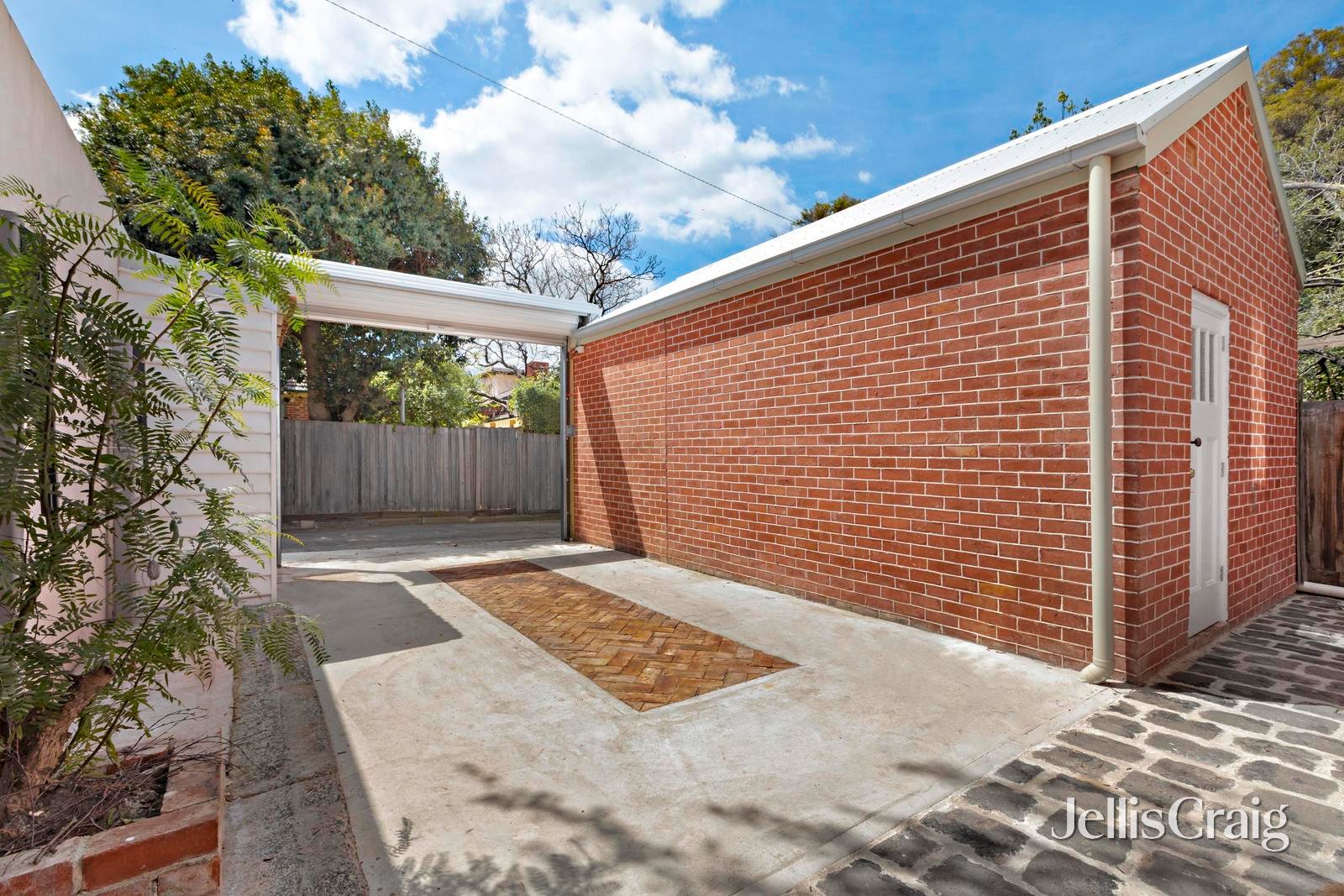 52 Madura Street, Travancore image 8
