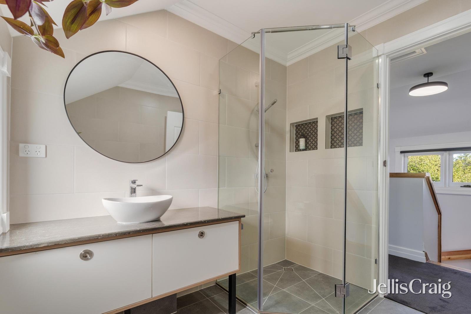 52 Madura Street, Travancore image 10