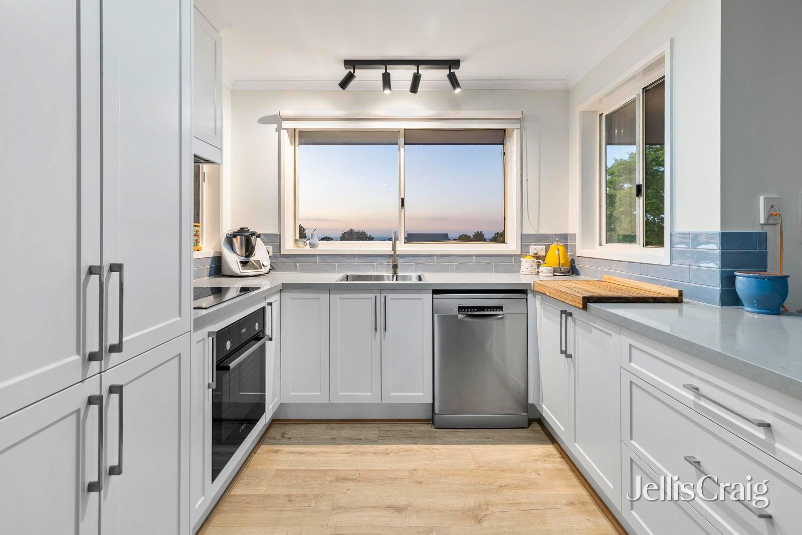 52 Maxwell Street, Mornington image 7