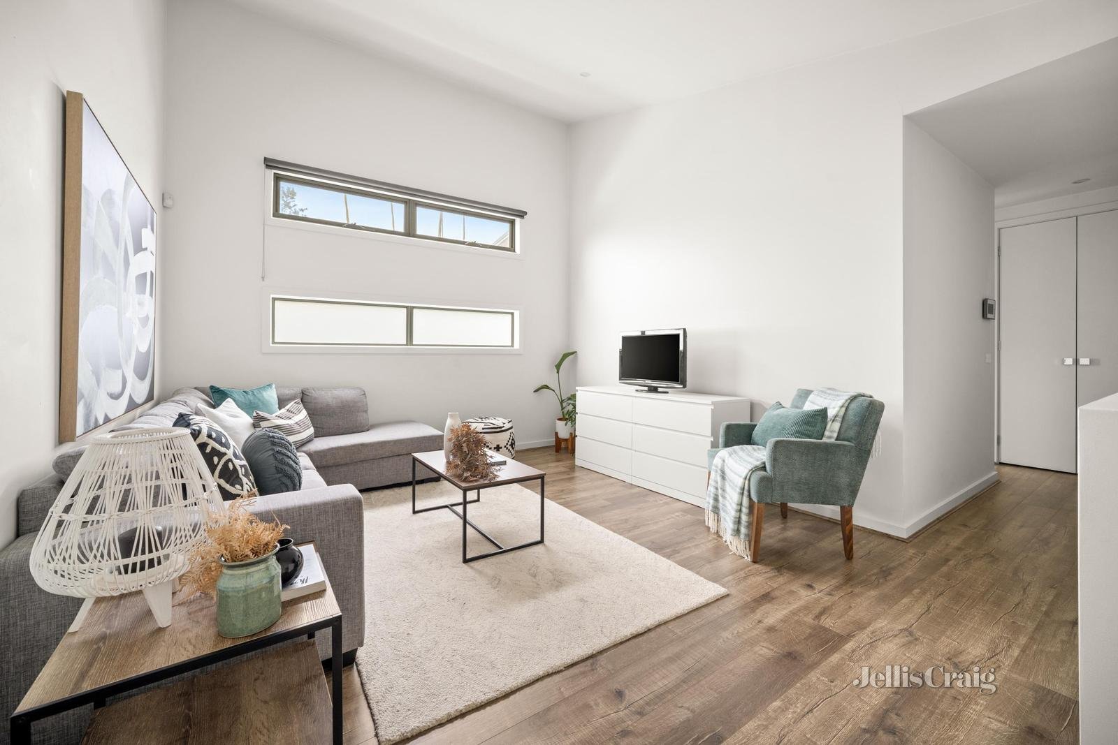 52 McSwain Street, Parkdale image 7