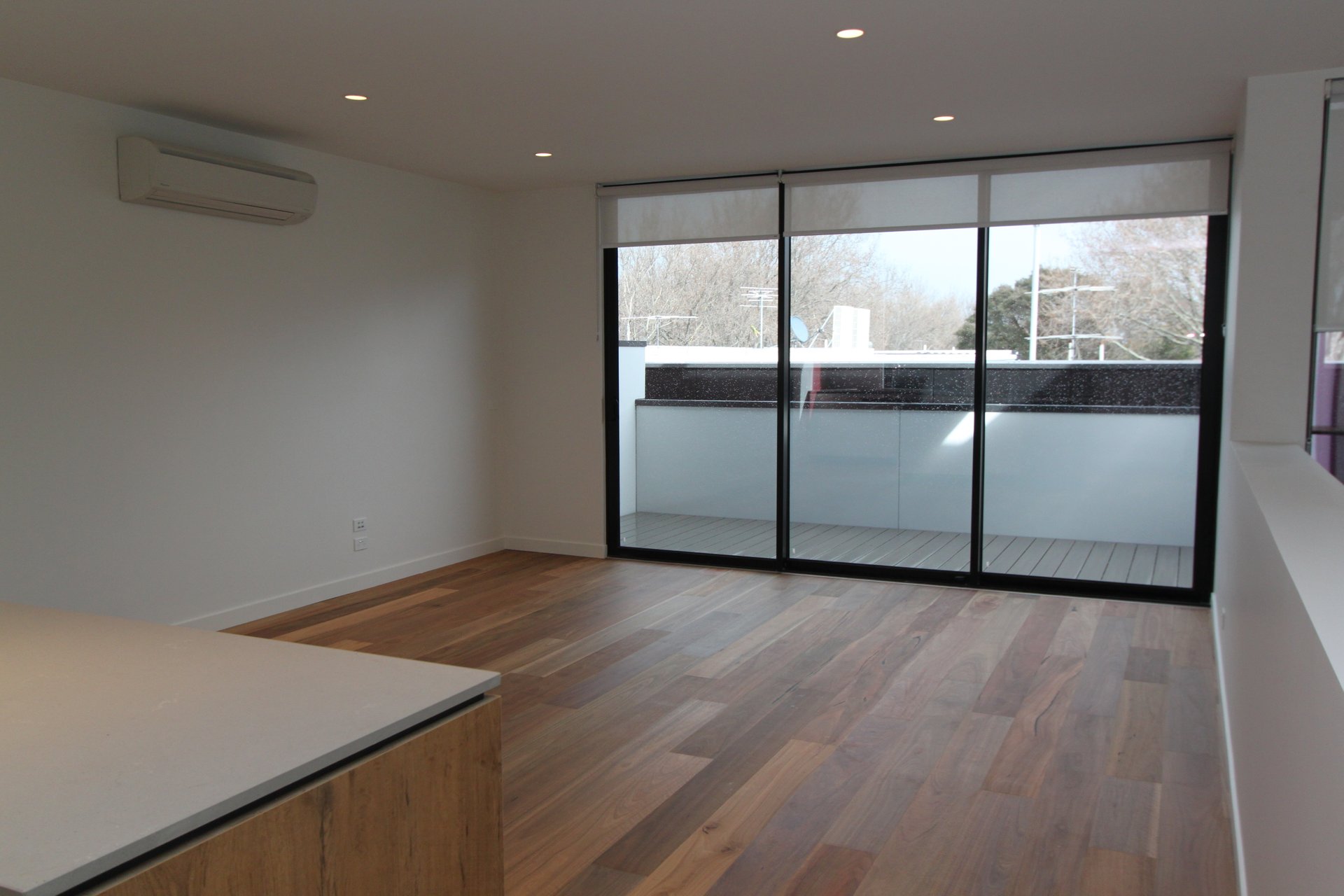 Property Gallery Thumbnail 3