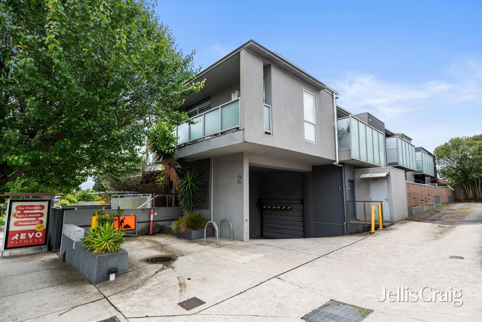 5/2 Middleborough Road, Burwood East image 2