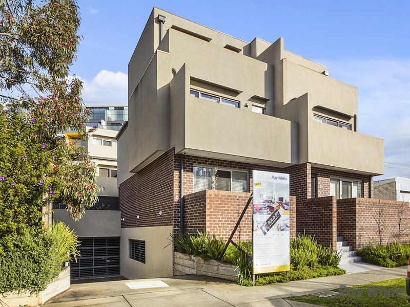 5/2 Minna Street, Blackburn image 1