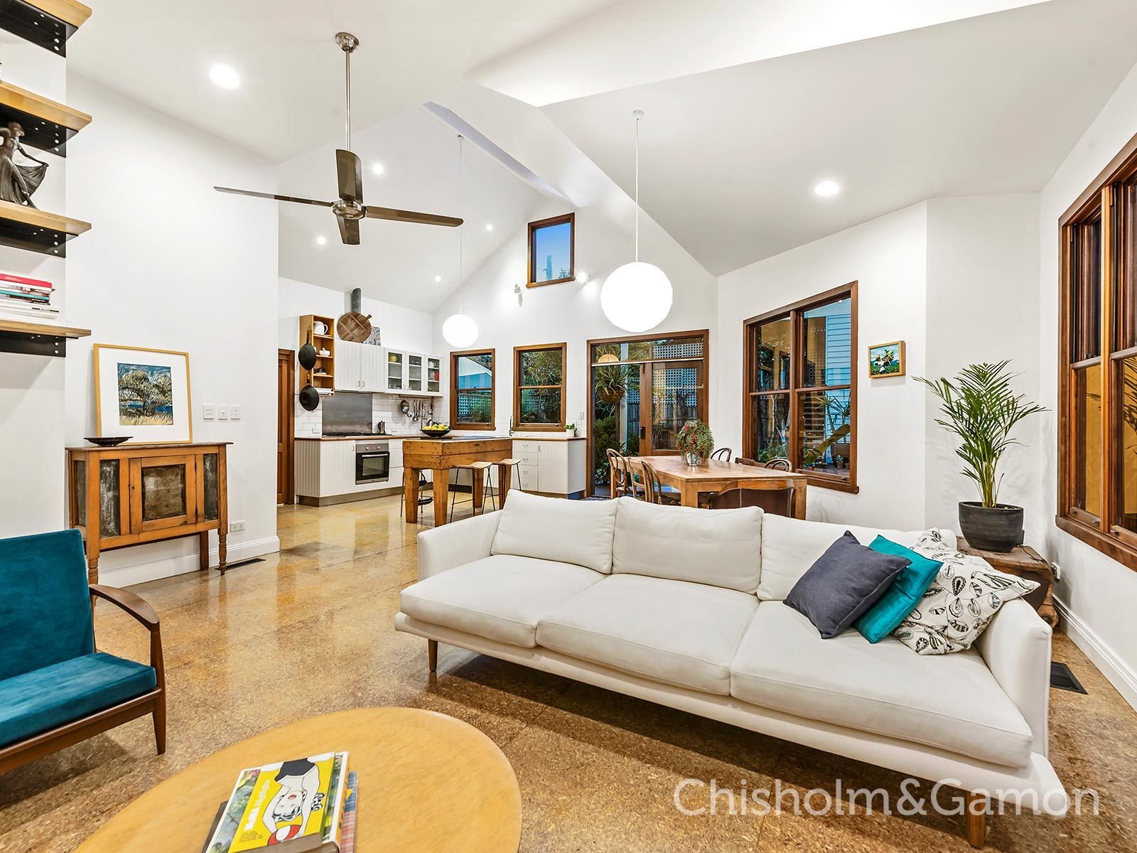 52 Ormond Road, Elwood image 3