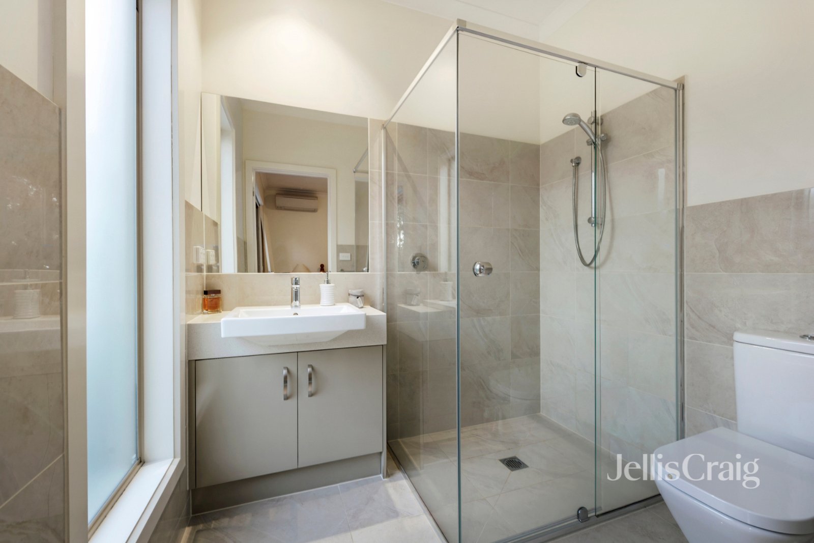 5/2 Parsons Road, Eltham image 8