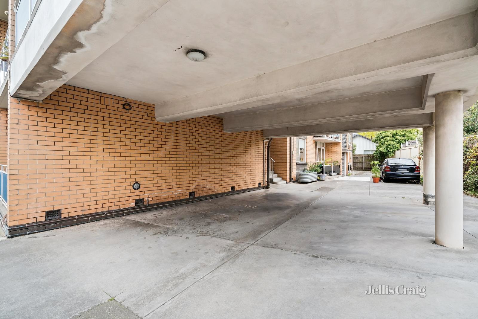 5/2 Raleigh Street, Footscray image 10