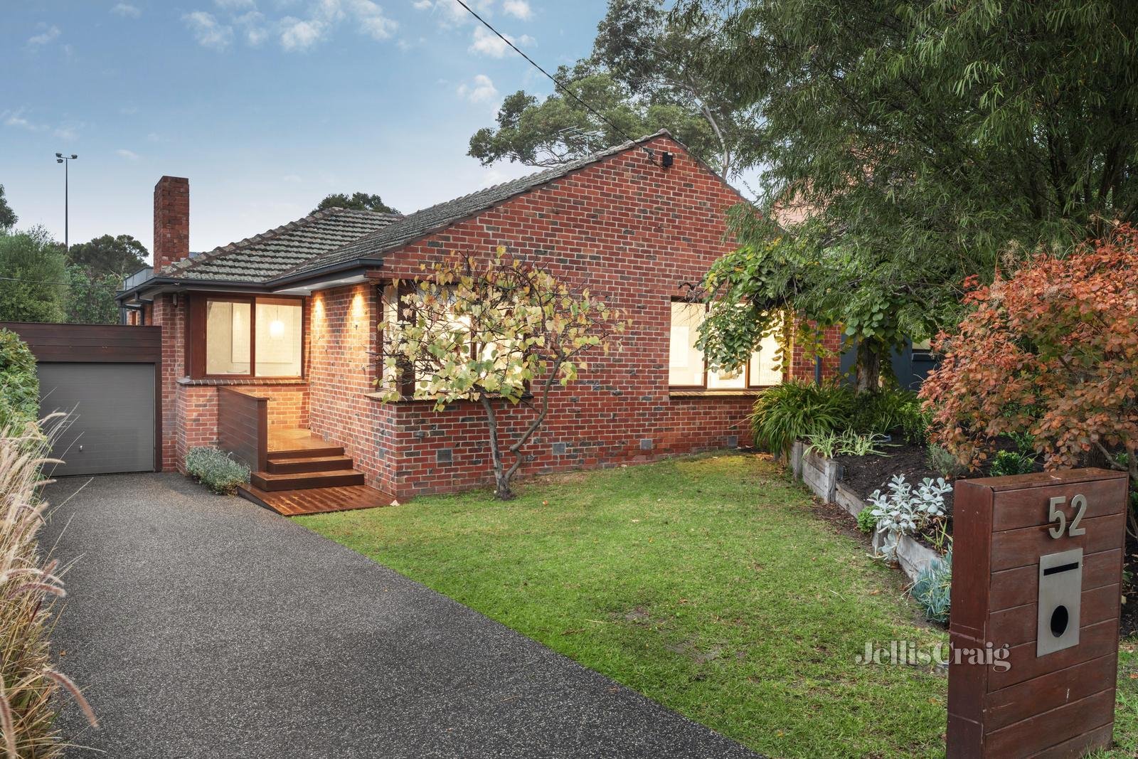 52 Renwick Street, Glen Iris image 4