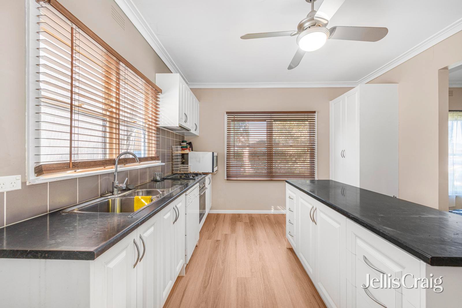 52 Rowlands Street, Sebastopol image 5