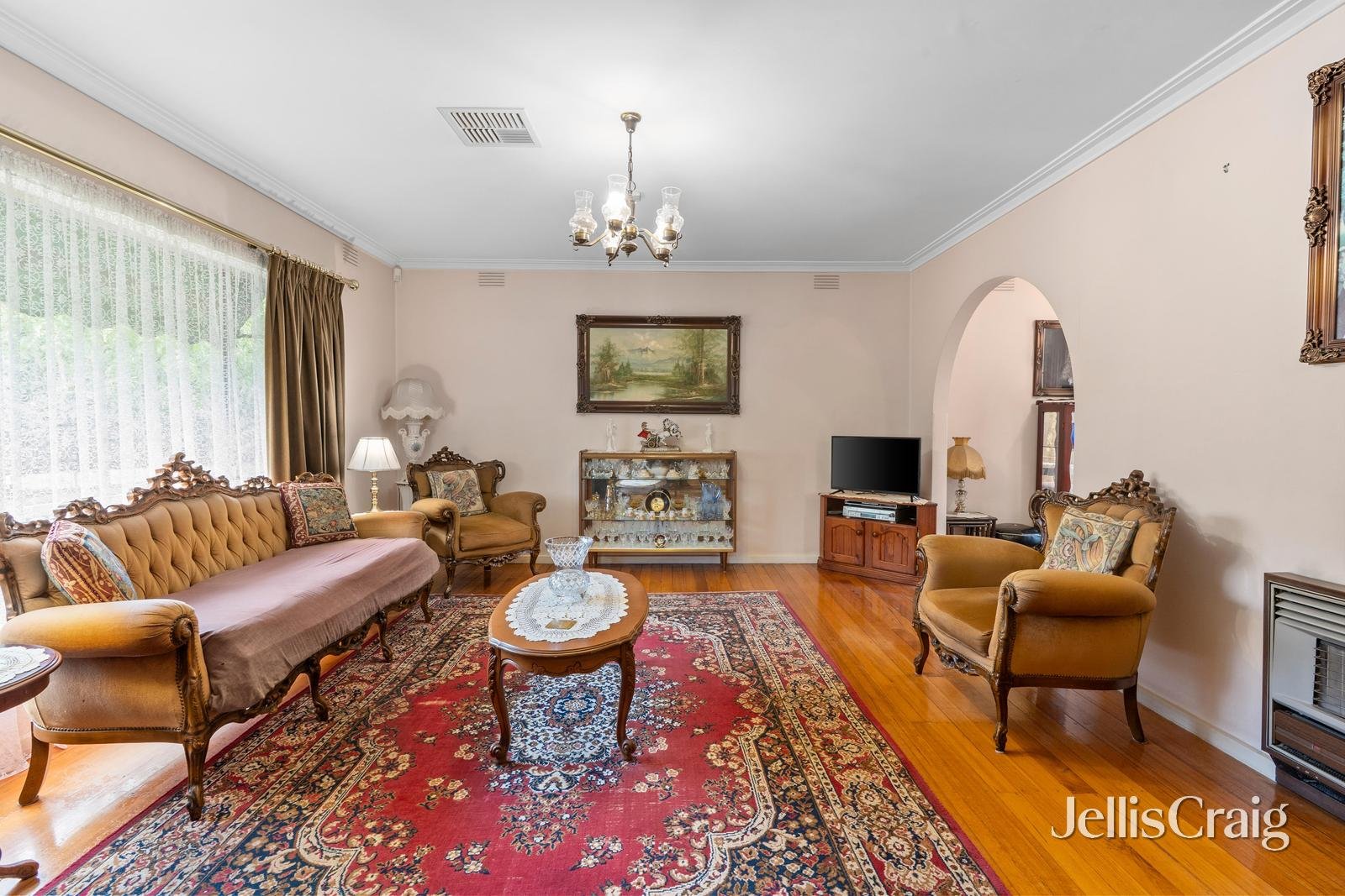 52 Roy Street, Donvale image 2