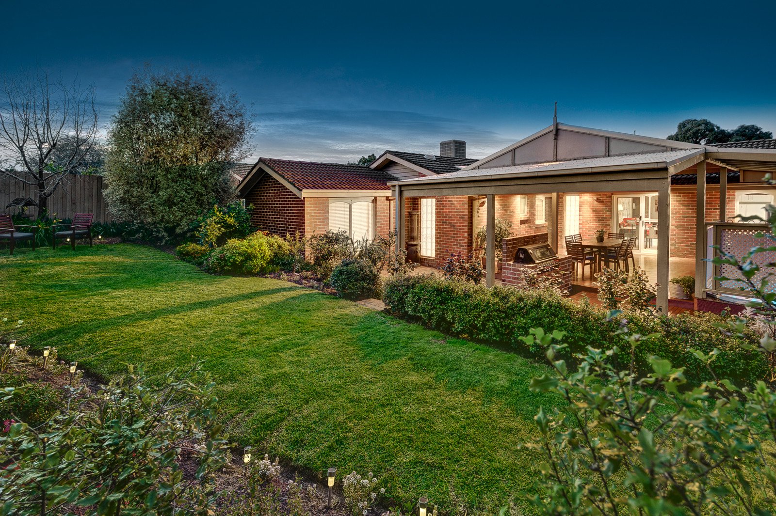 52 Santa Rosa Boulevard, Doncaster East image 8