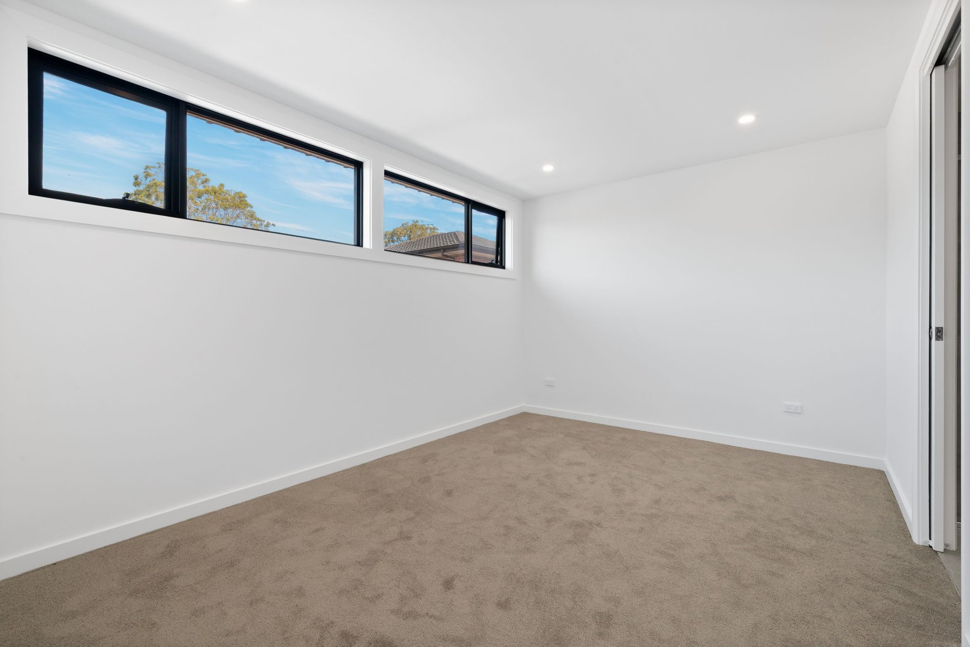 5/2 Saxon Street, Doncaster image 4