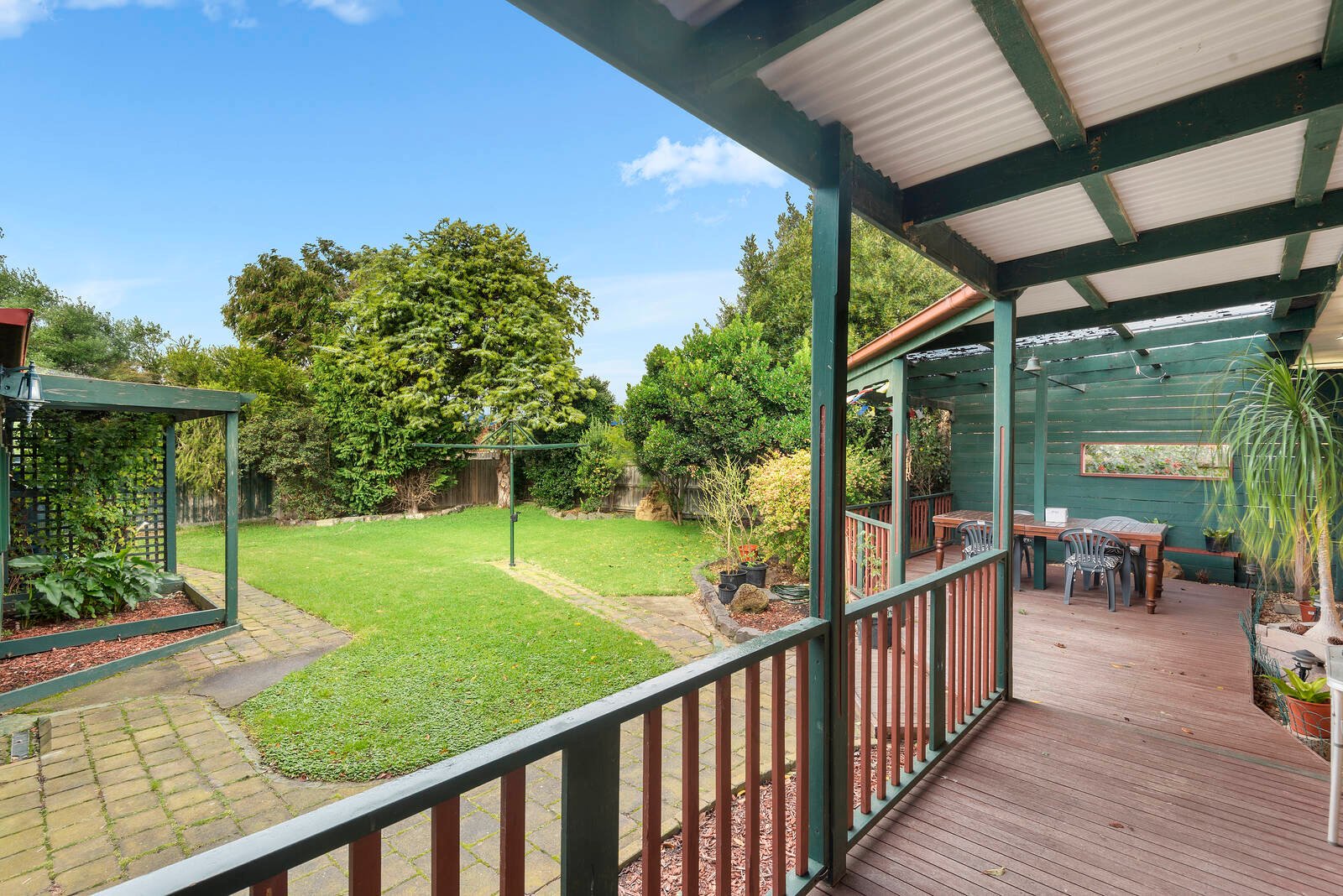 Property Gallery Thumbnail 8
