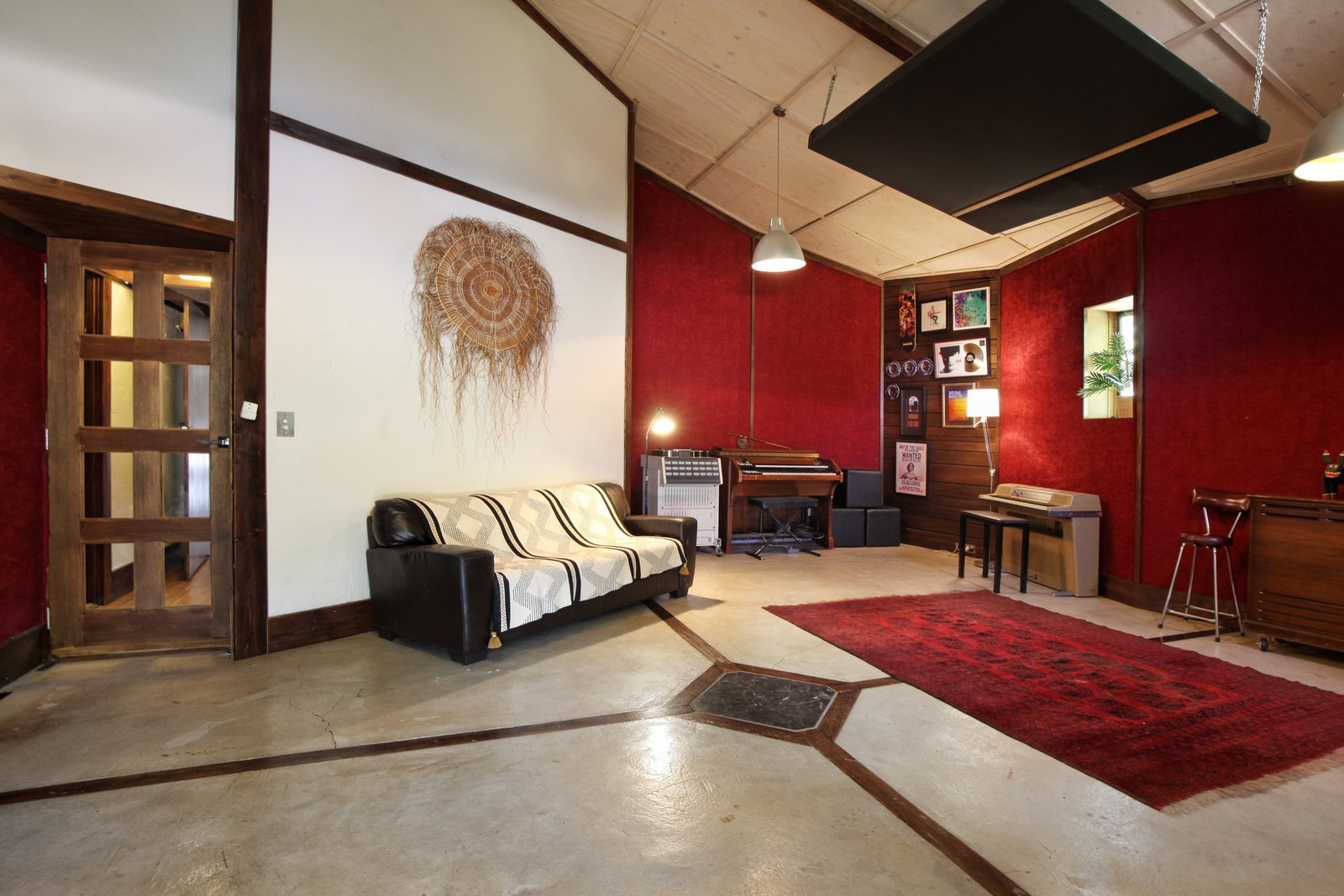 Property Gallery Thumbnail 7