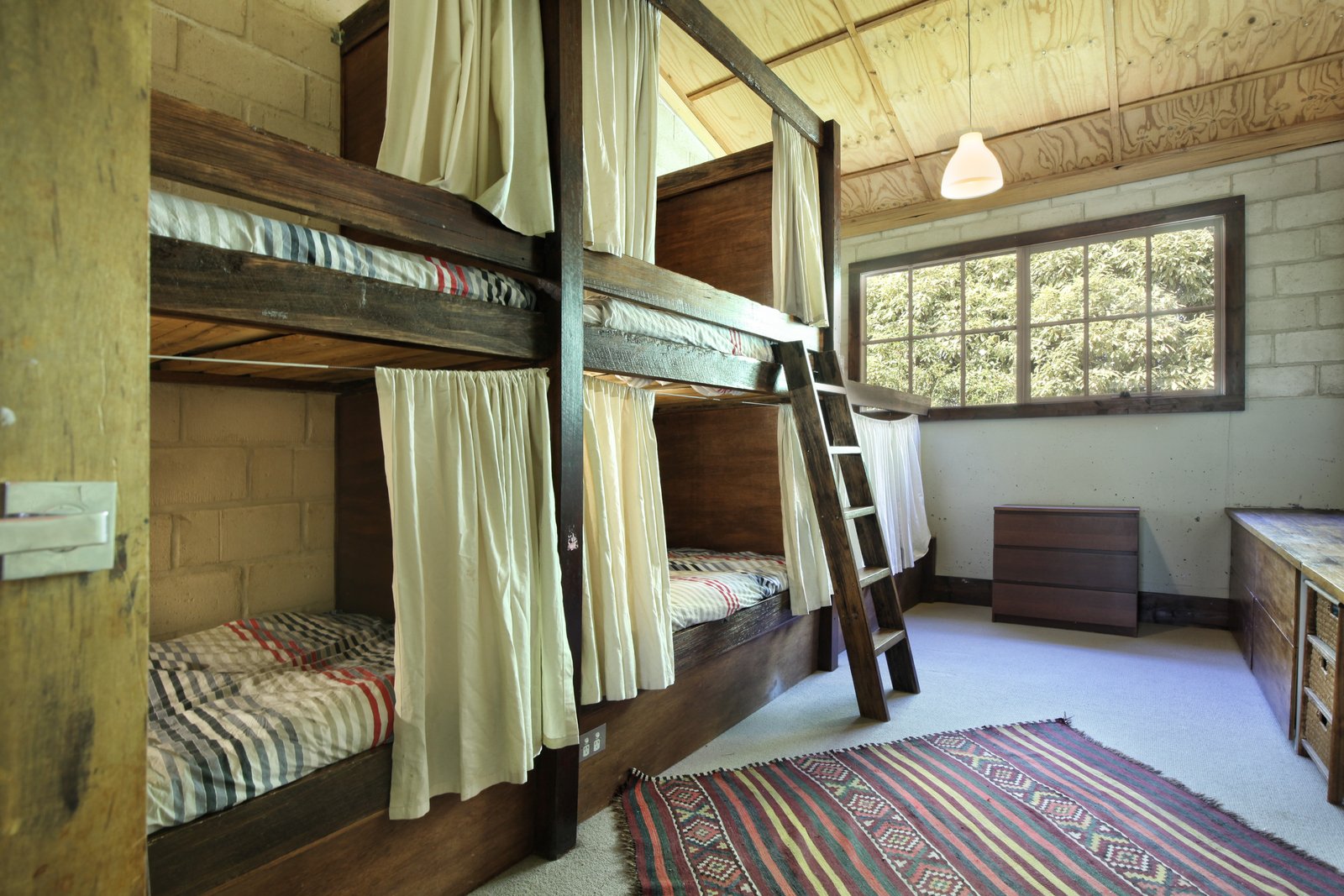 Property Gallery Thumbnail 11