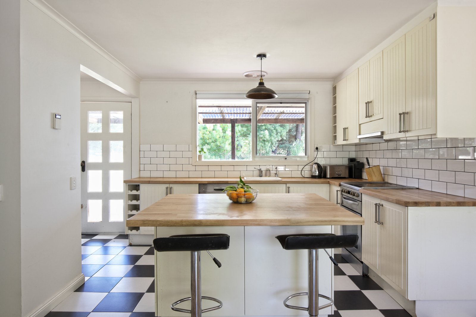Property Gallery Thumbnail 19