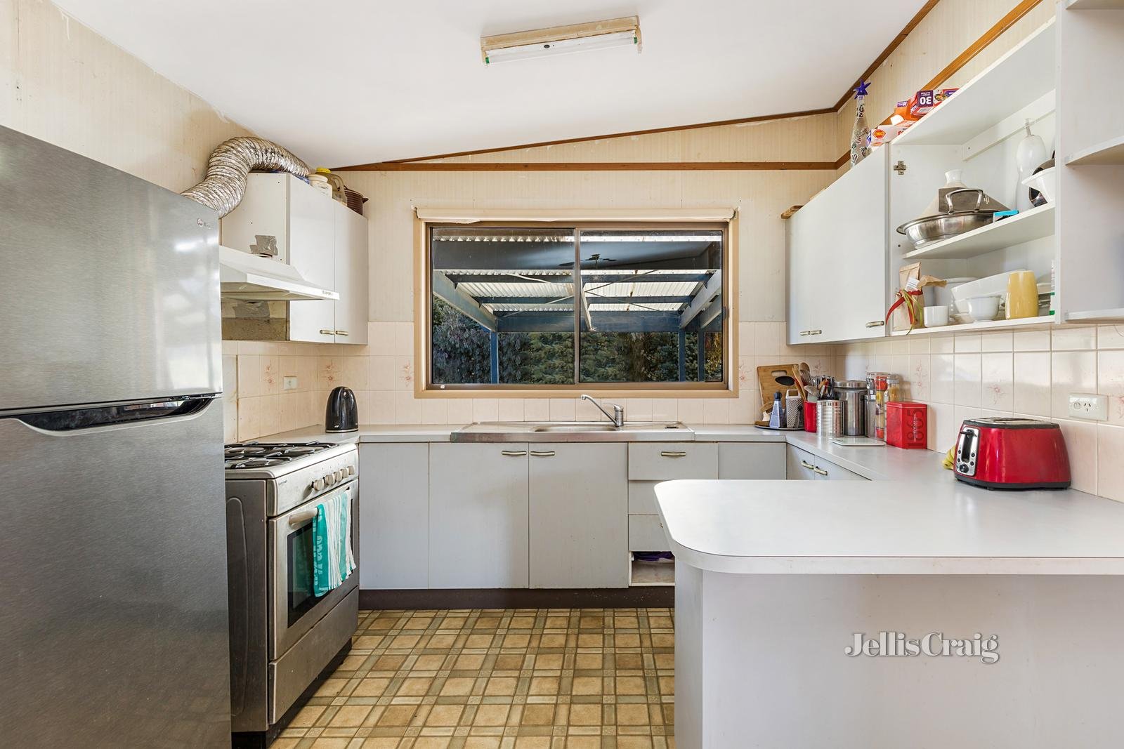 52 Stevens Road, Green Gully image 5