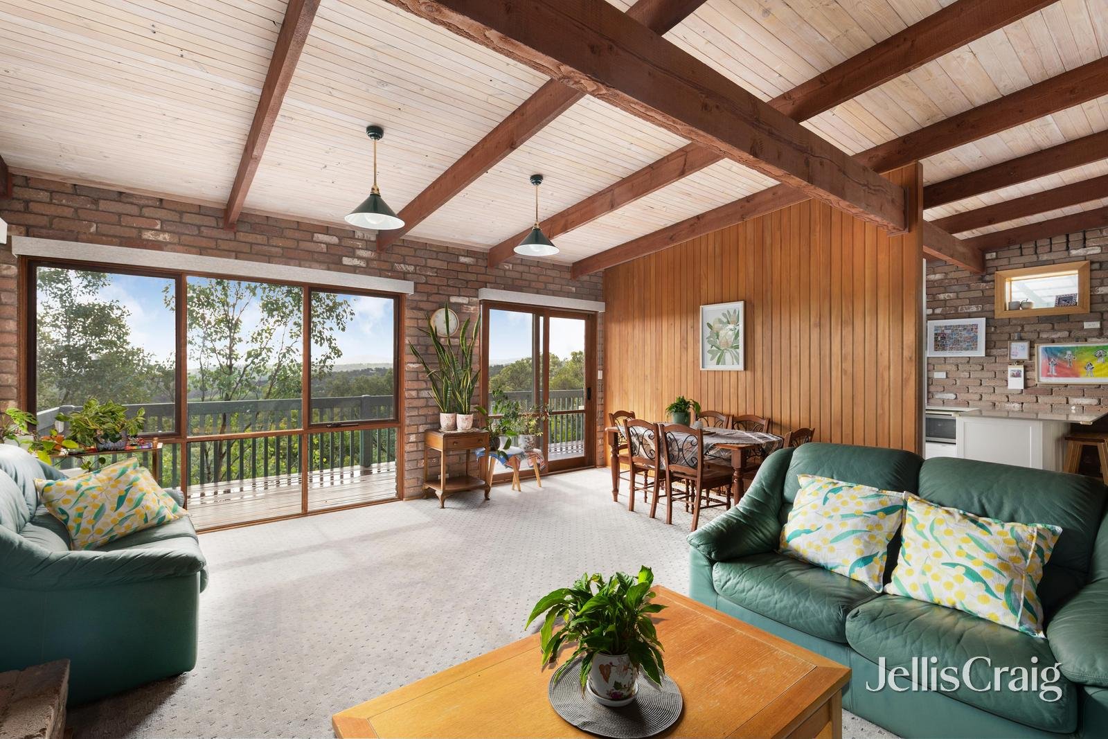 52 Taylor Road, Hurstbridge image 4