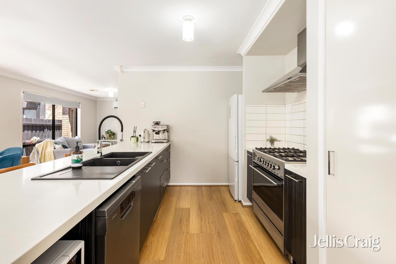 52 Tyler Street, Preston image 5