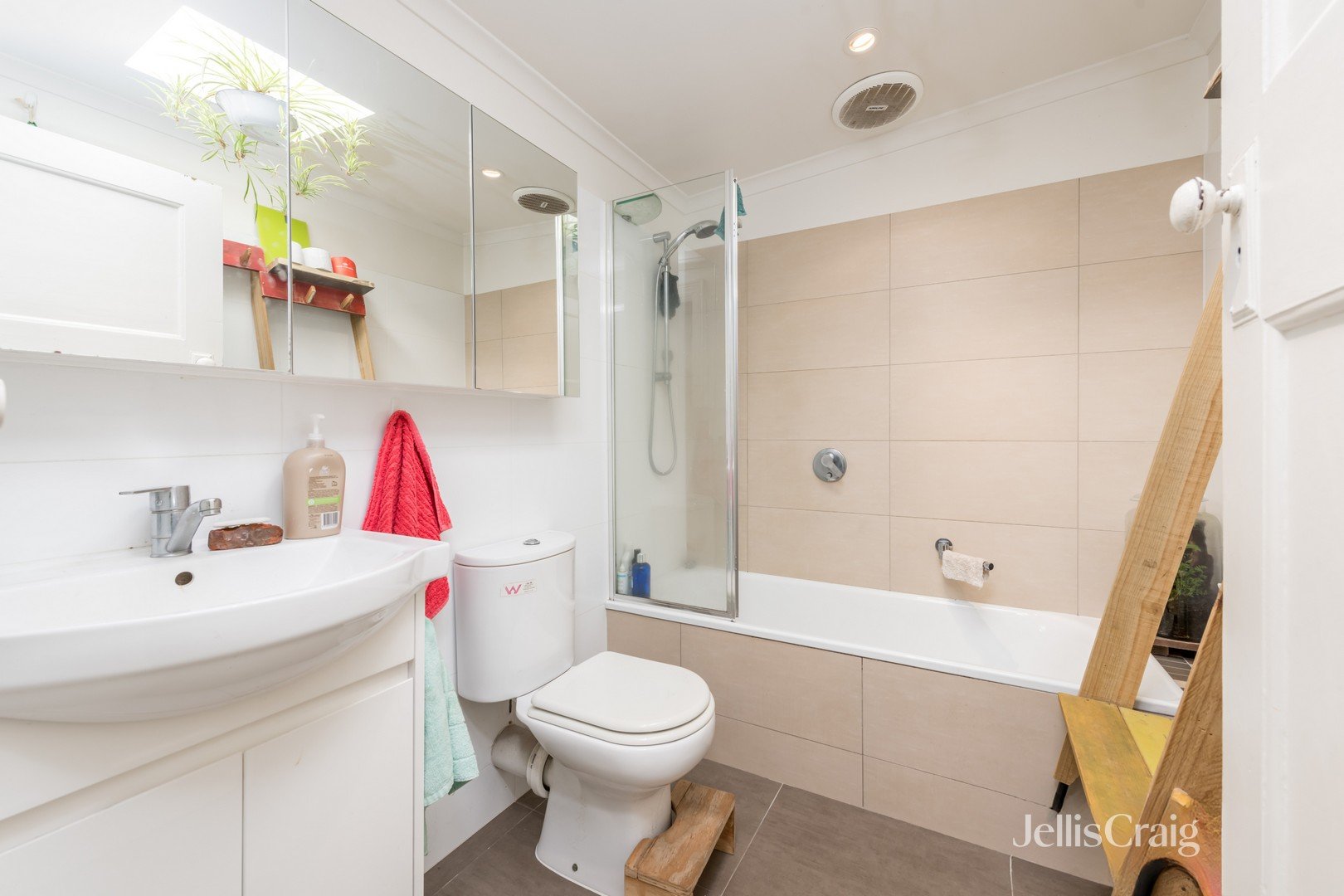 52 Westbourne Street, Brunswick image 4