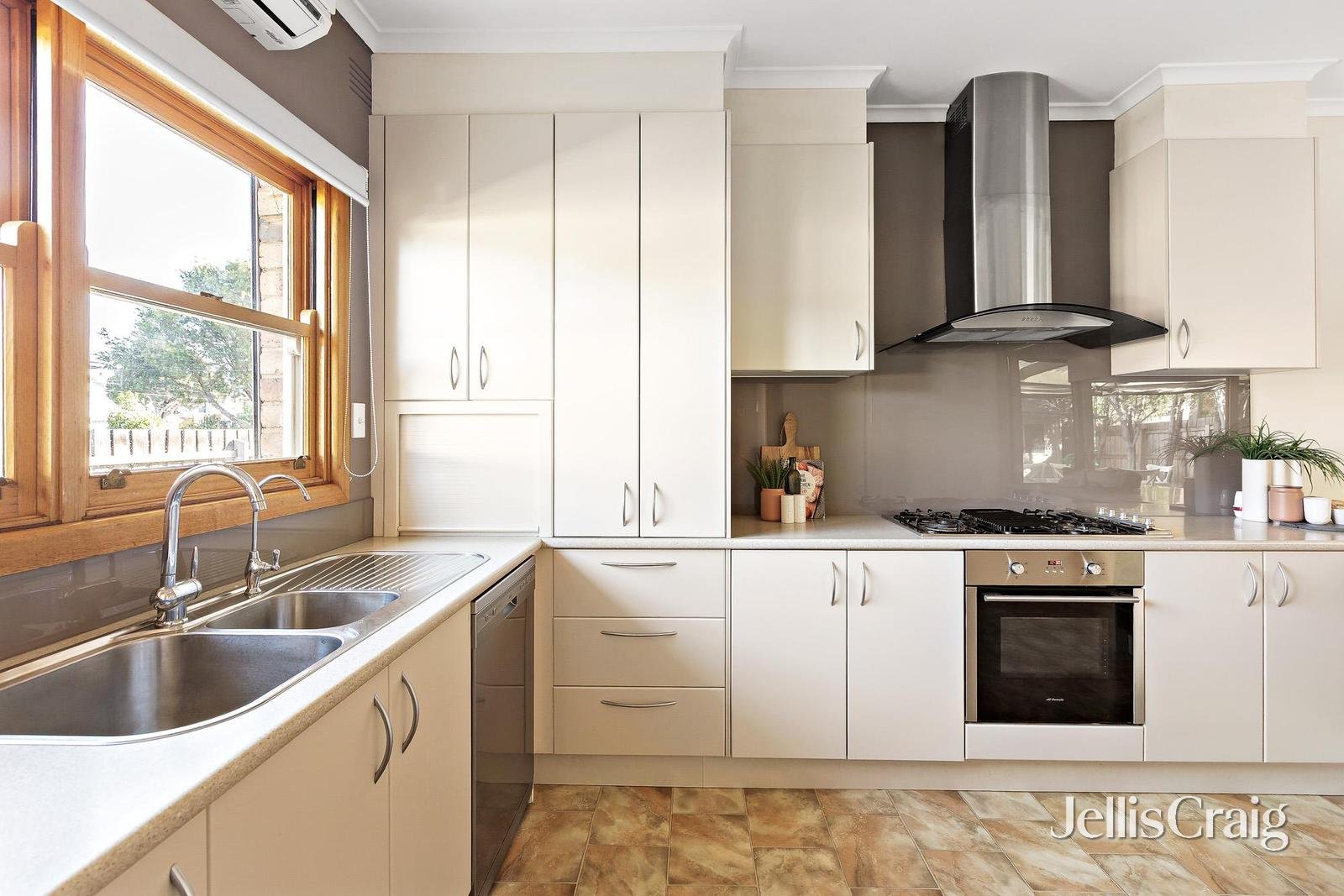 52 Wingrove Street, Cheltenham image 4