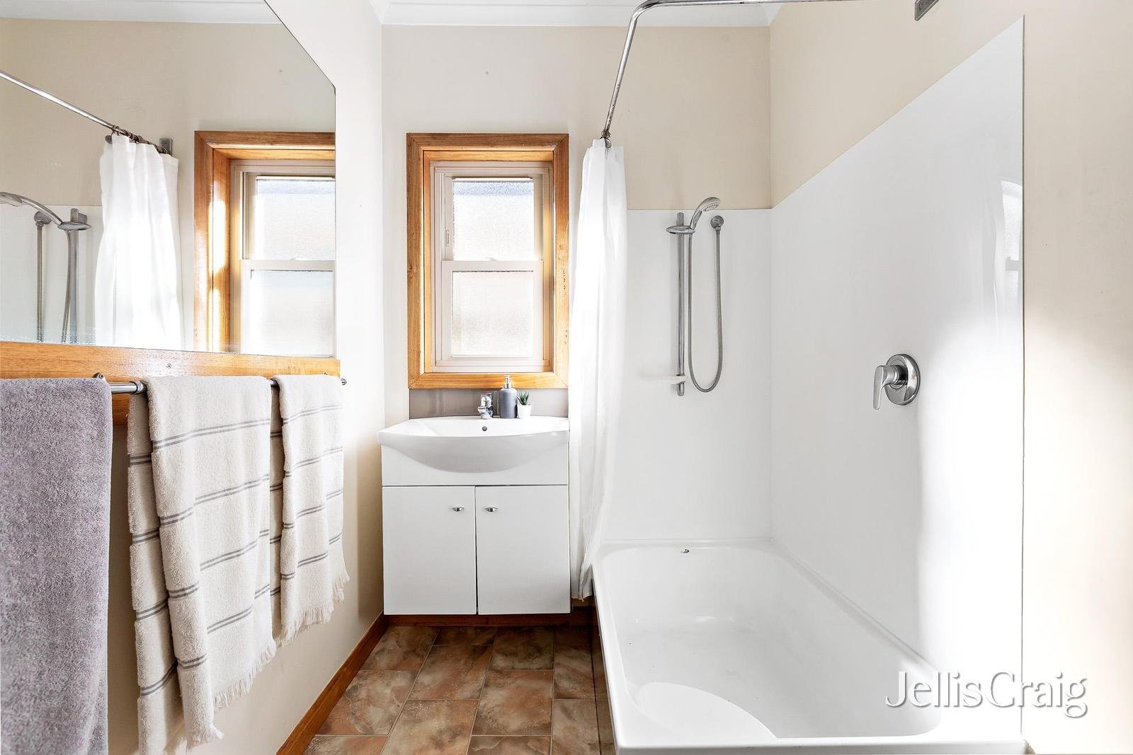 52 Wingrove Street, Cheltenham image 9