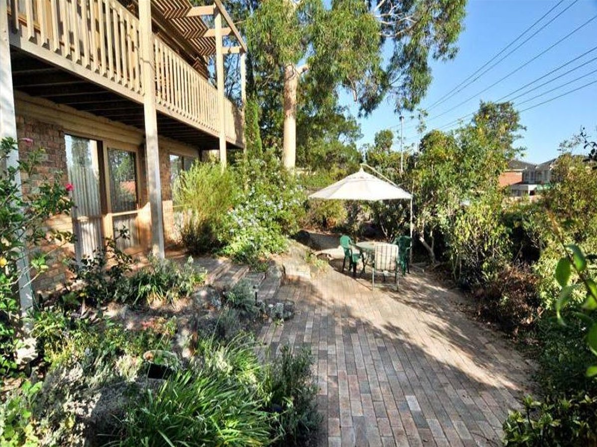 52 Winmalee Road, Balwyn image 10