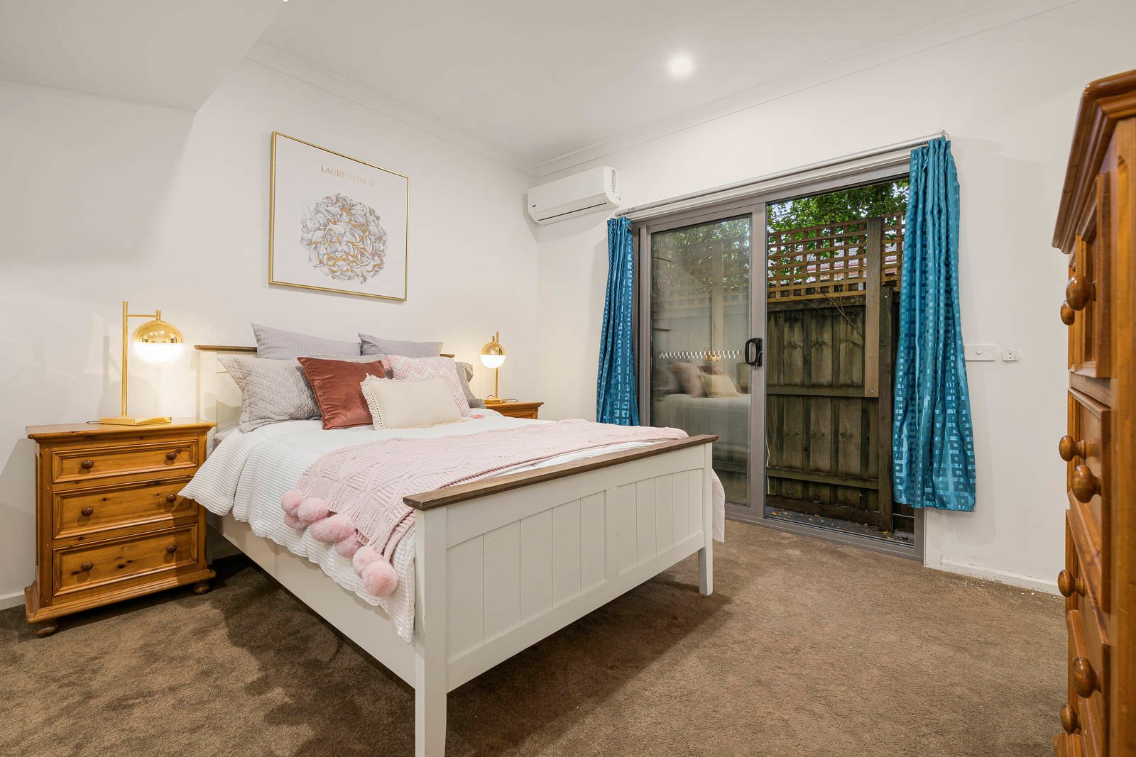 Property Gallery Thumbnail 3