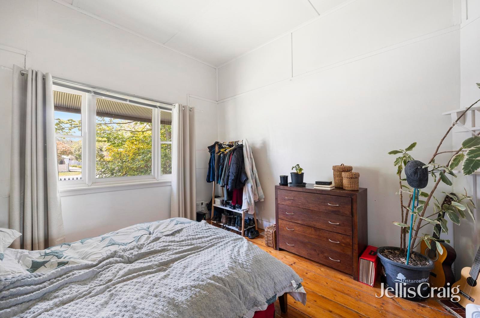 520 Ascot Street South, Redan image 5