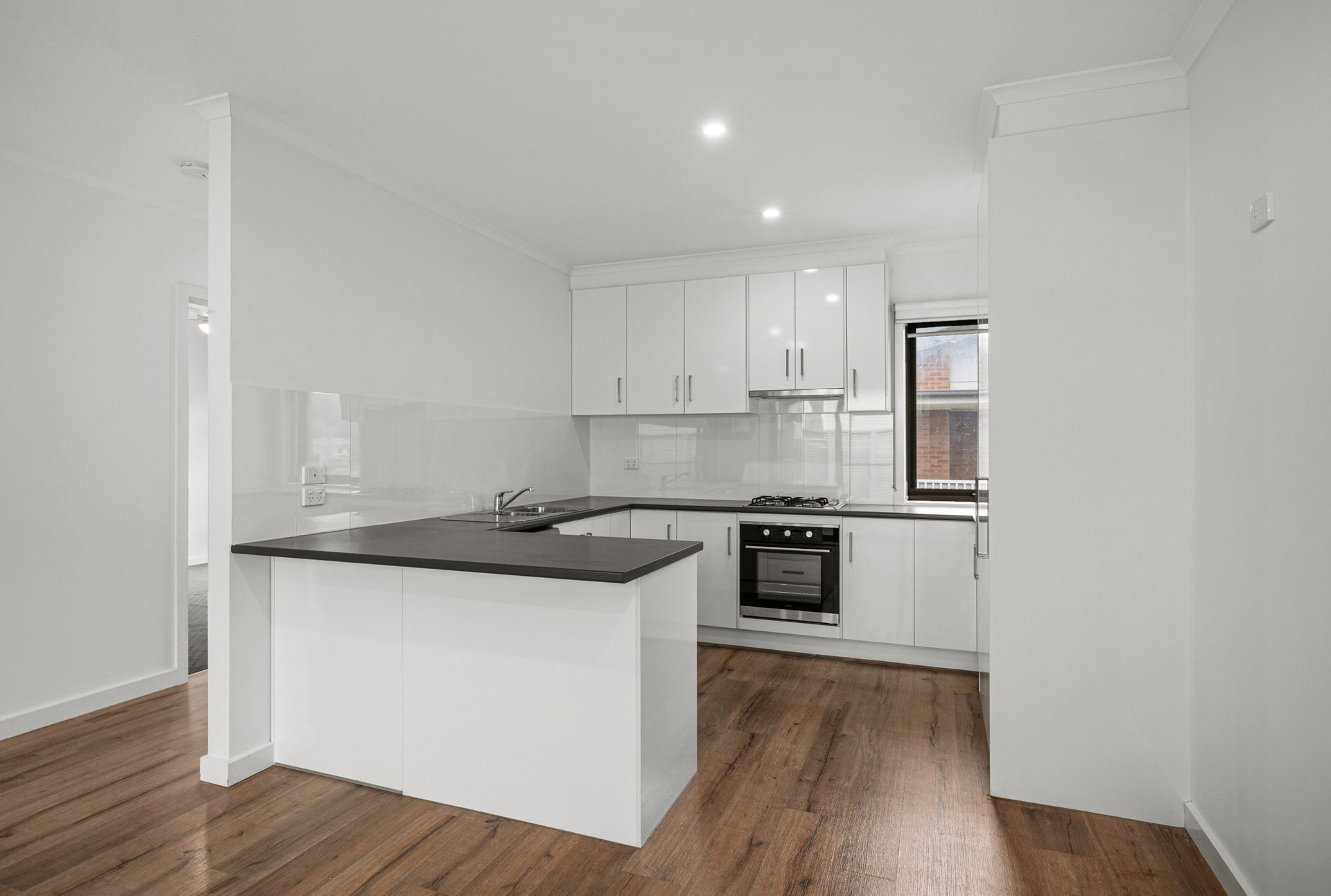 5/204 Hereford Road, Lilydale image 3
