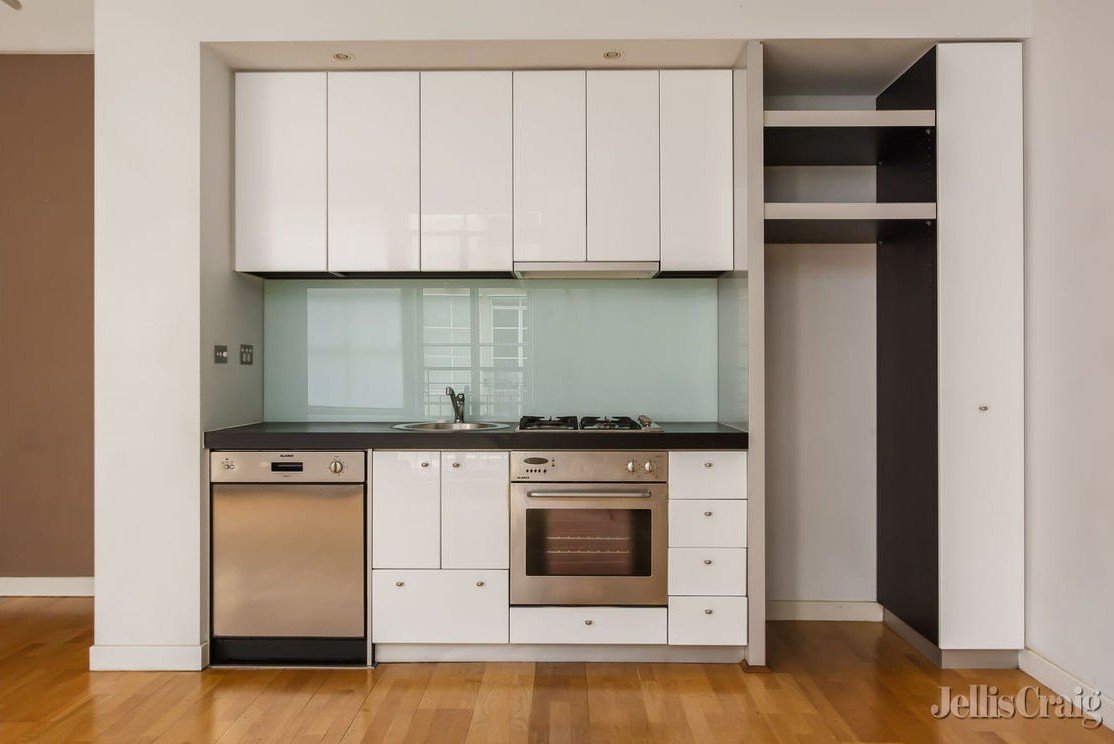 520/422 Collins St, Melbourne image 2