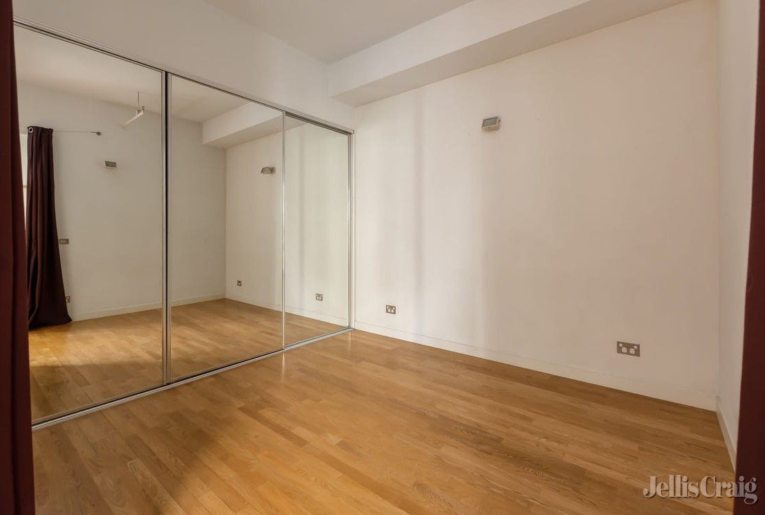 520/422 Collins St, Melbourne image 4