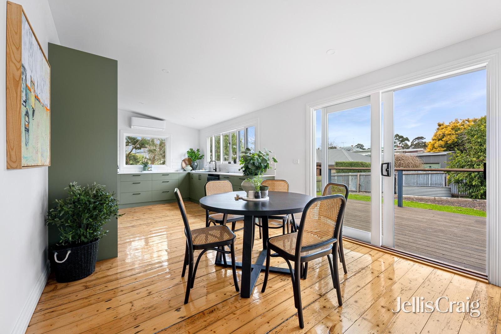 521 Bond Street, Golden&nbsp;Point image 3