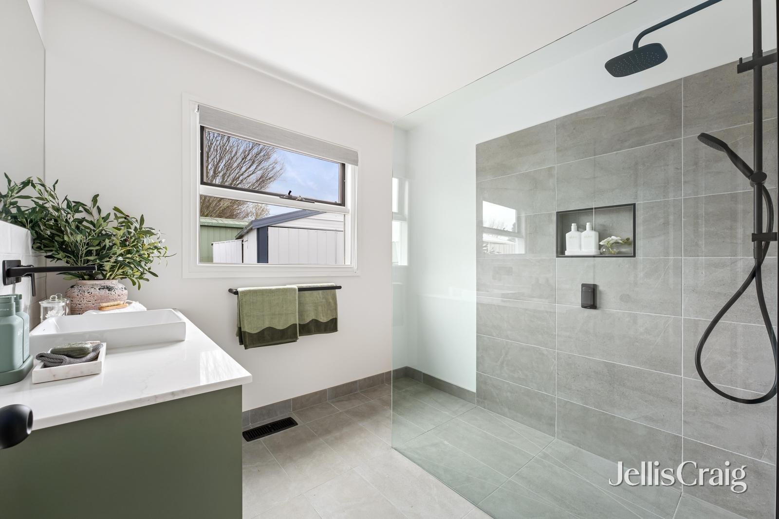 521 Bond Street, Golden&nbsp;Point image 13