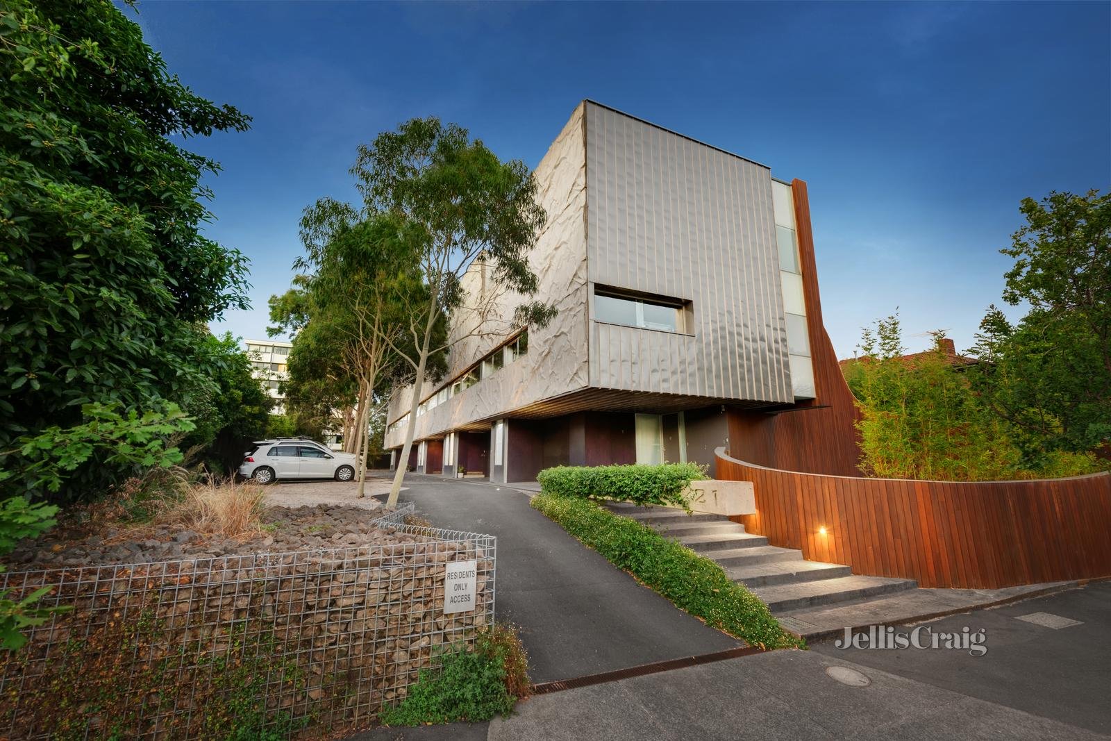 5/21 Wynnstay Road, Prahran image 1