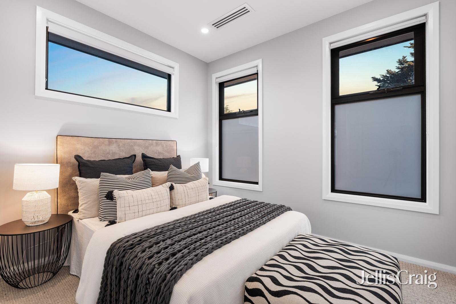 5/215 Highfield Road, Camberwell image 5