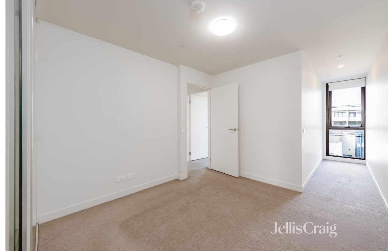 5215/185 Weston Street, Brunswick&nbsp;East image 4