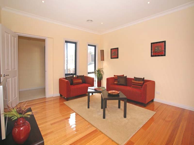 5/22 Paisley Street, Box Hill North image 2
