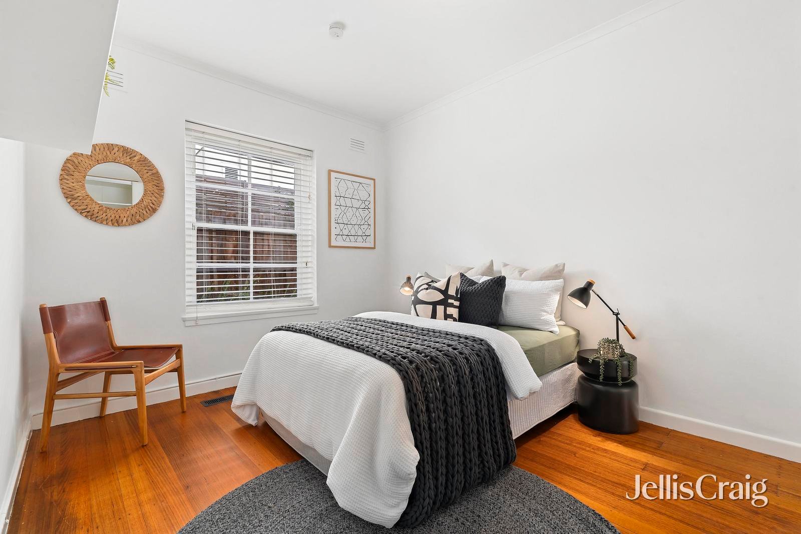 5/22 Pine Avenue, Elwood image 8