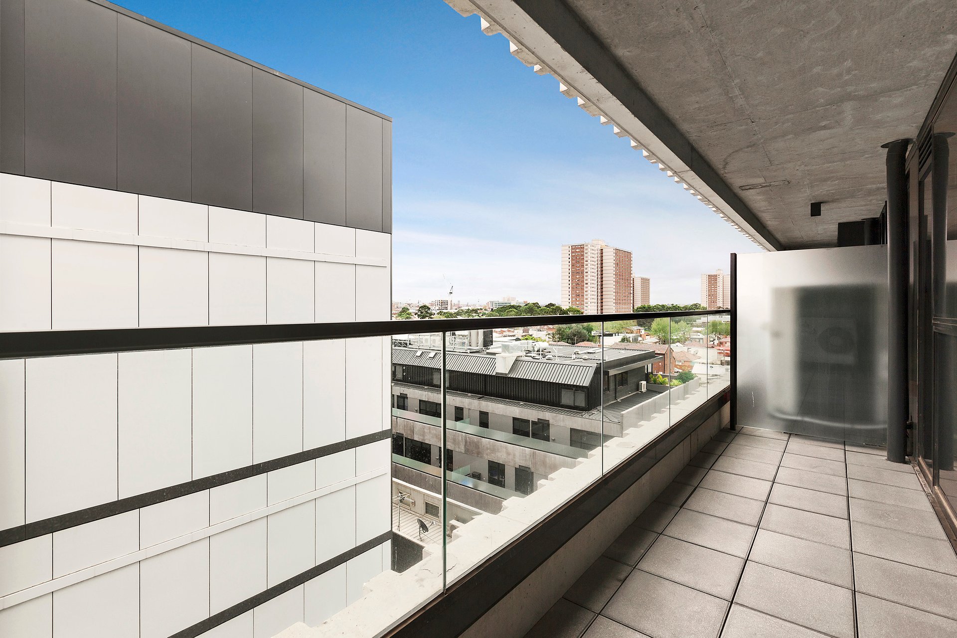 Property Gallery Thumbnail 6