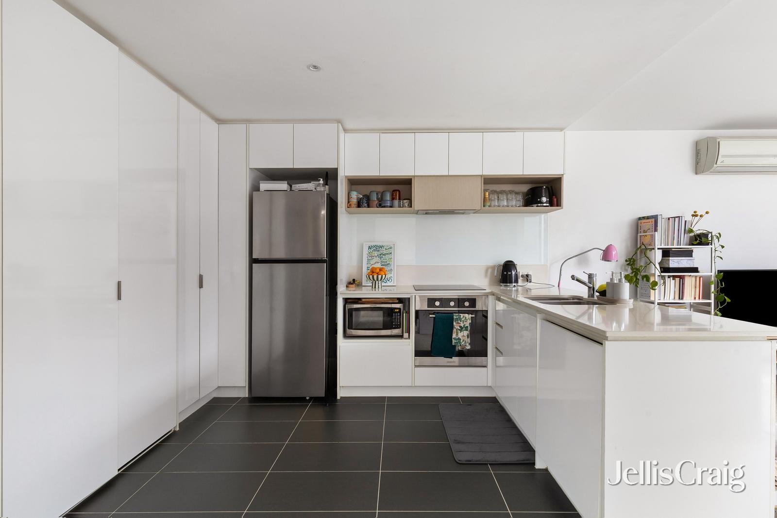 523/311 Burwood Road, Hawthorn image 6