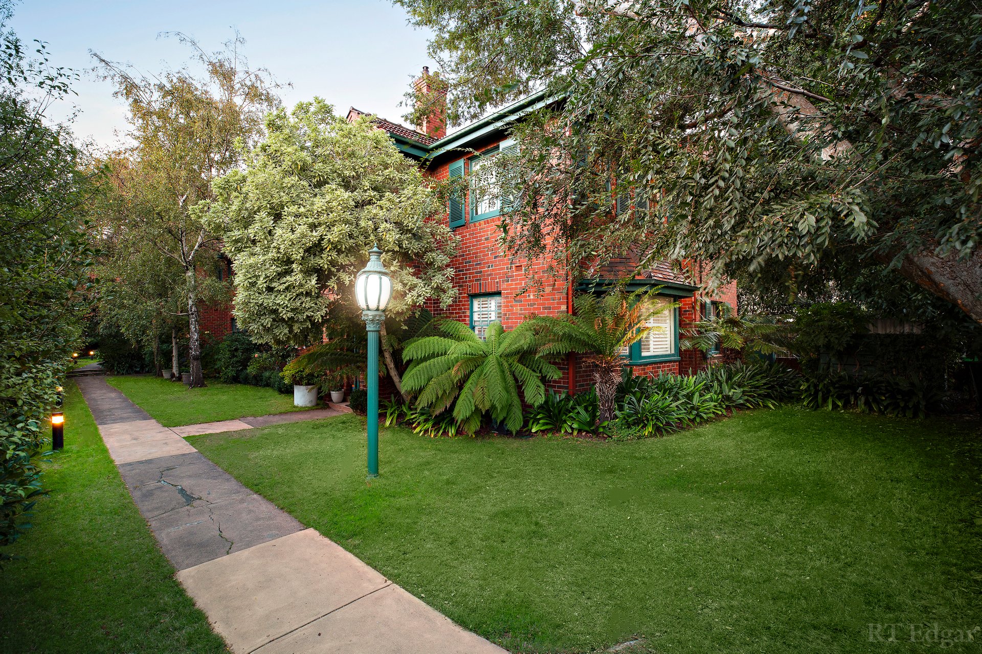 Property Gallery - Main Image