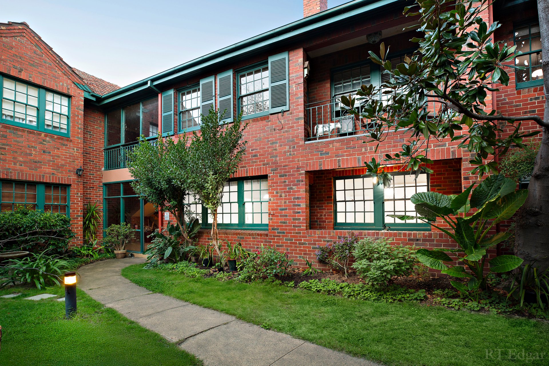 Property Gallery Thumbnail 2
