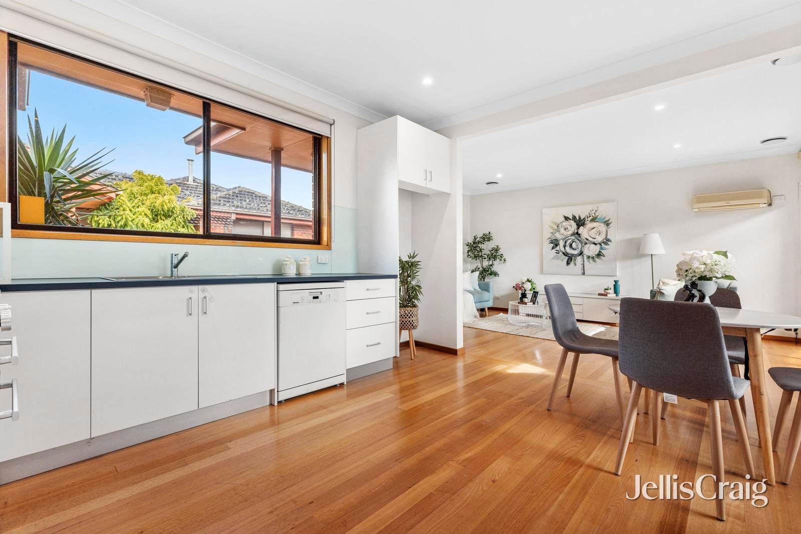 5/24 Gerald Street, Murrumbeena image 5