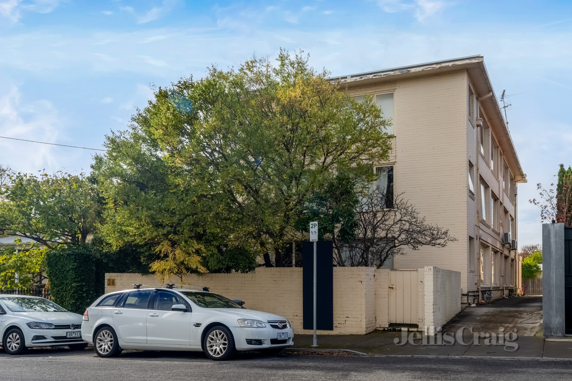 5/24 Hawksburn Road, South Yarra image 6