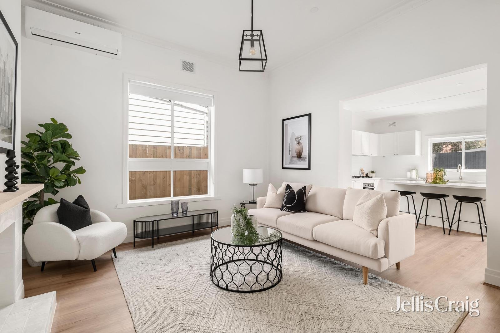 525 Melbourne Road, Newport image 3
