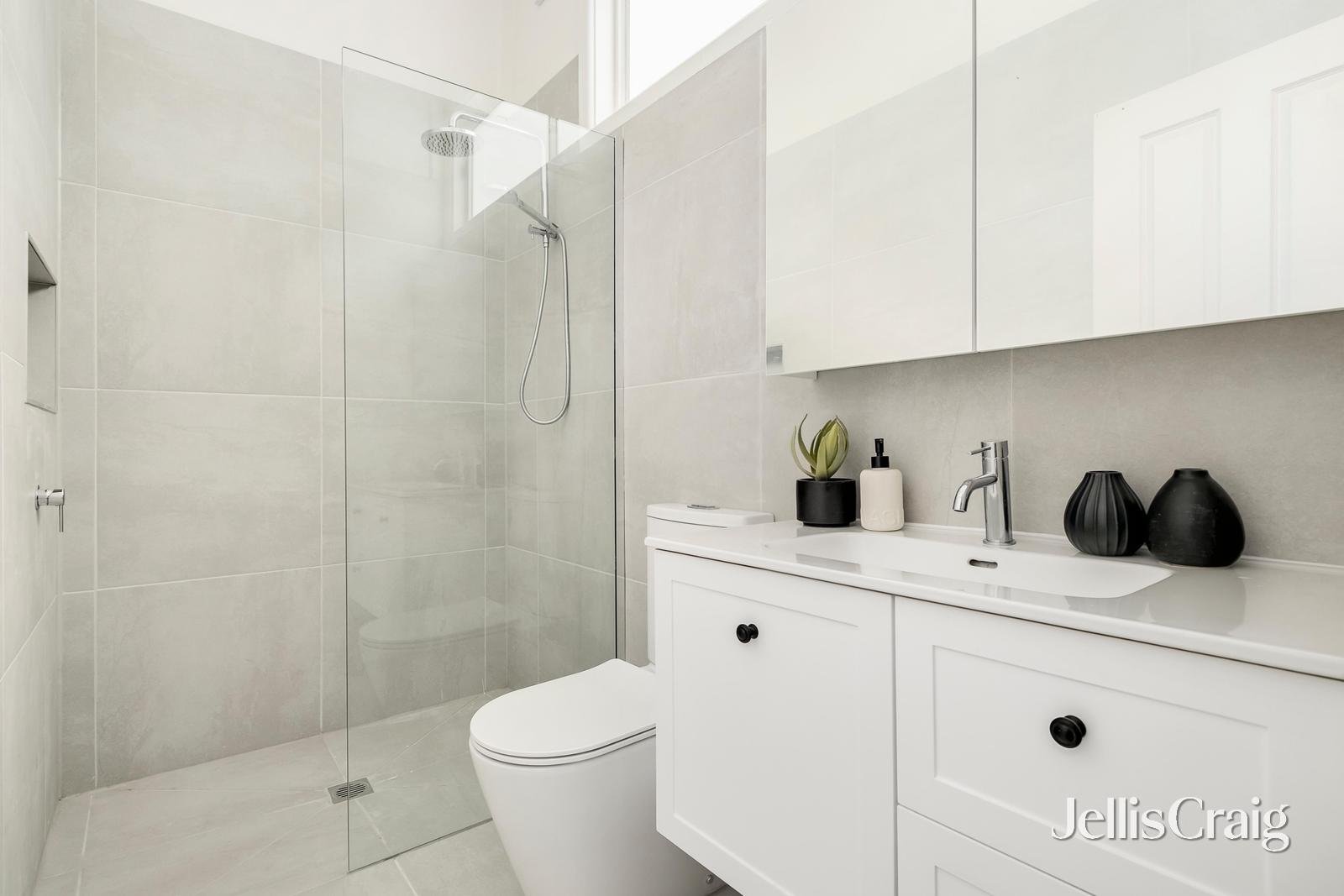 525 Melbourne Road, Newport image 8