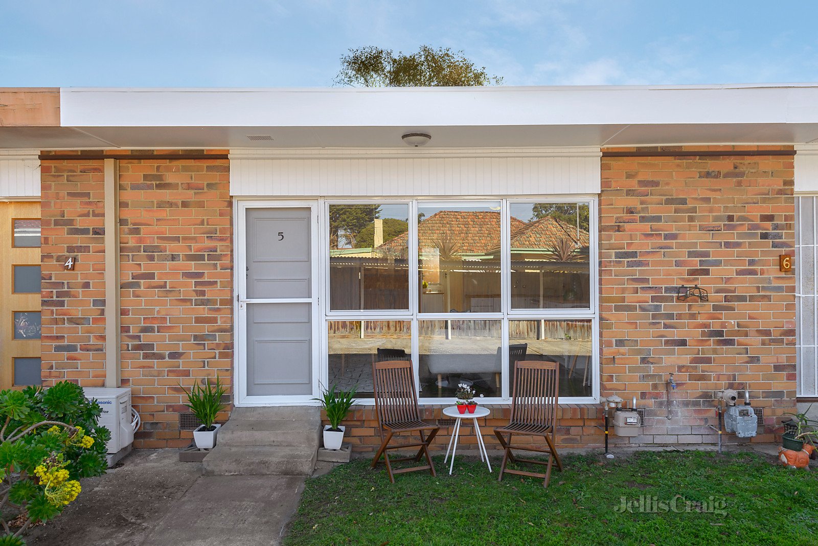 5/26 Bourke Street, Mentone image 6