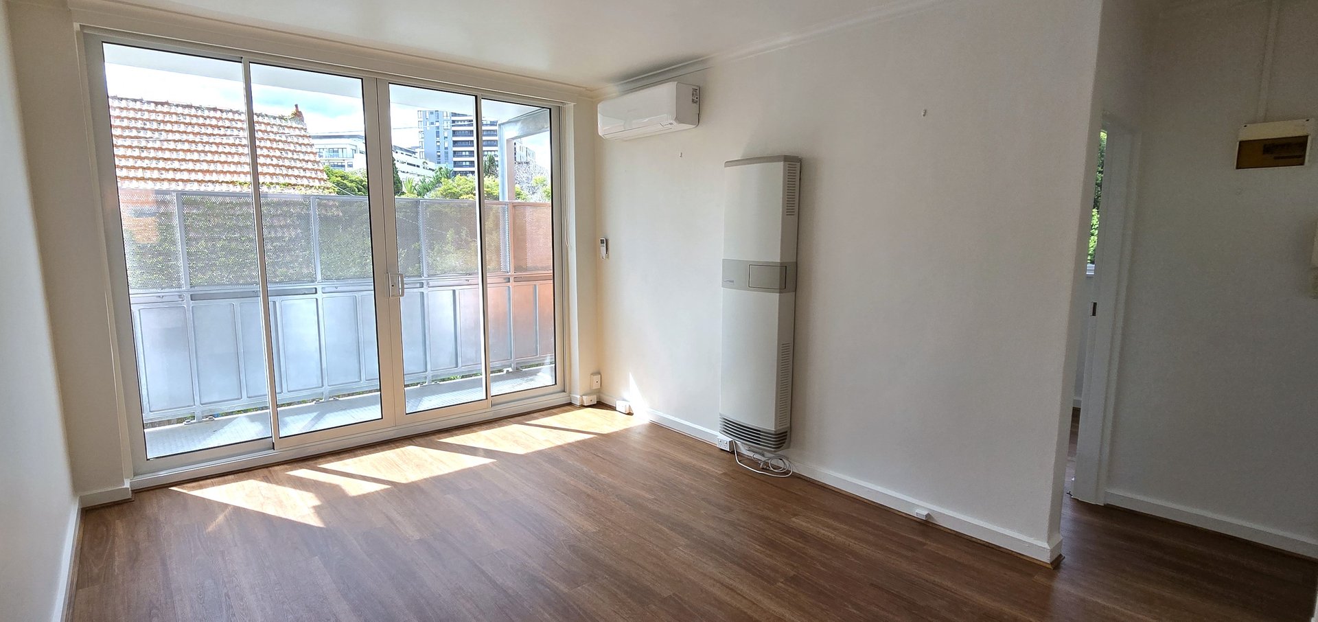 Property Gallery - Main Image